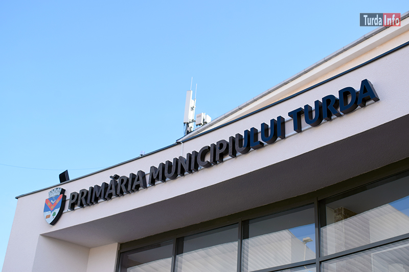 Birou Unic al Primăriei Turda, nu doar util, ci modern și frumos 