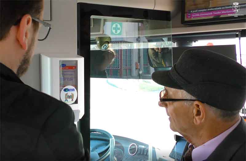VIDEO: Autobuze electrice cu dispenser de dezinfectant